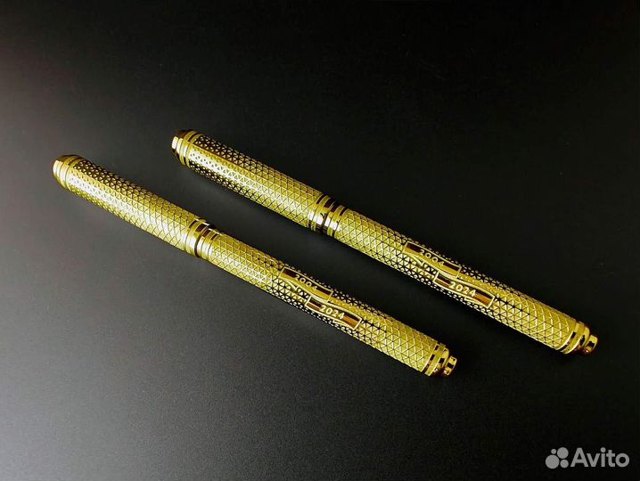 Подарочная ручка с индивидуальной гравировкой