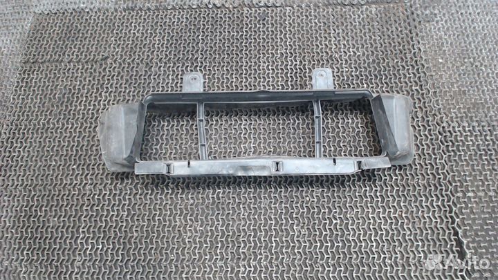 Воздухозаборник Ford Focus 3, 2015