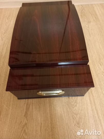 Шкатулка для украшений