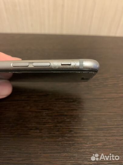 Телефон iPhone 6