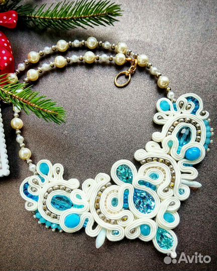 Сутажное колье ручной работы