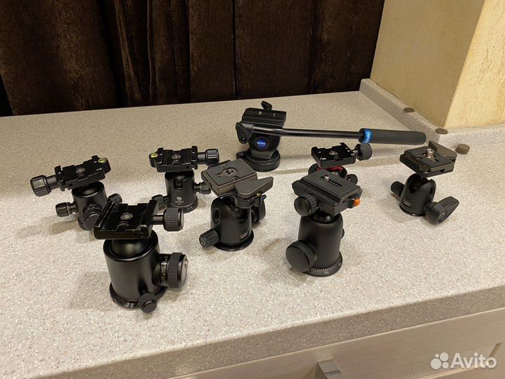 Штативы и головки Benro и Vanguard