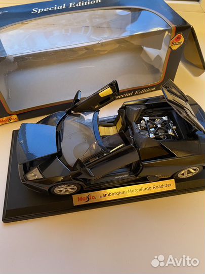 Модель автомобиля Lamborghini Murcielago 1:18