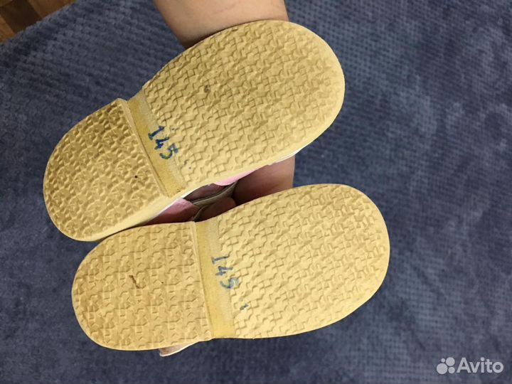 Сандалии для девочки