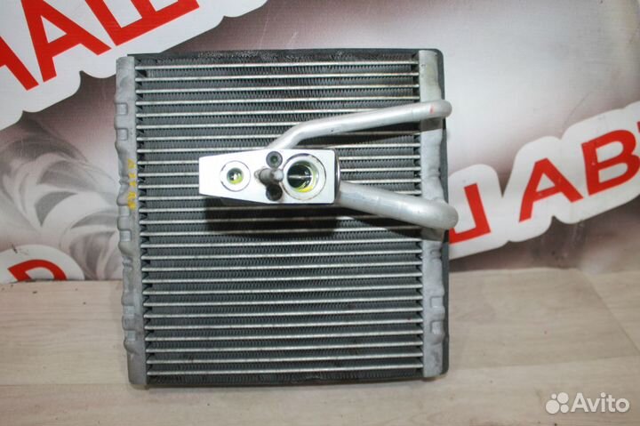 Радиатор кондиционера отопителя Opel Astra GTC 1.4