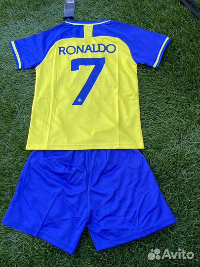 Детская футбольная форма