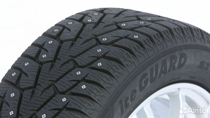Yokohama Ice Guard IG55 215/65 R16 102T