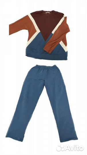 Спортивный костюм женский