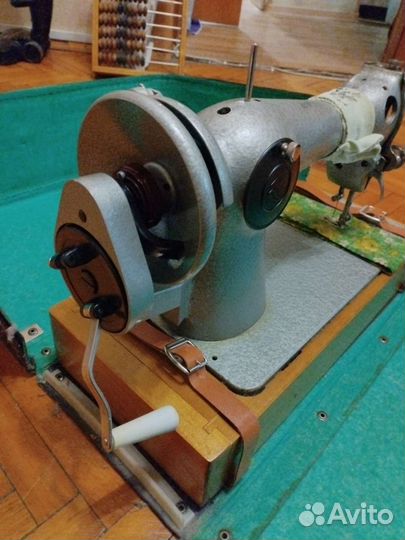 Швейная машинка подольская ручная