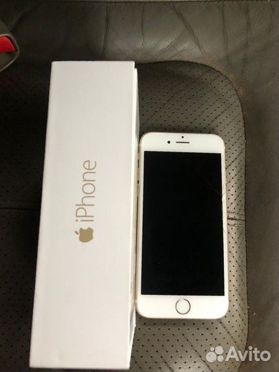 Телефон iPhone 6