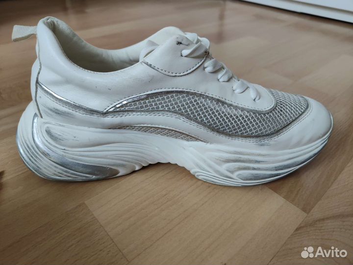 Кроссовки женские 40 41 размер