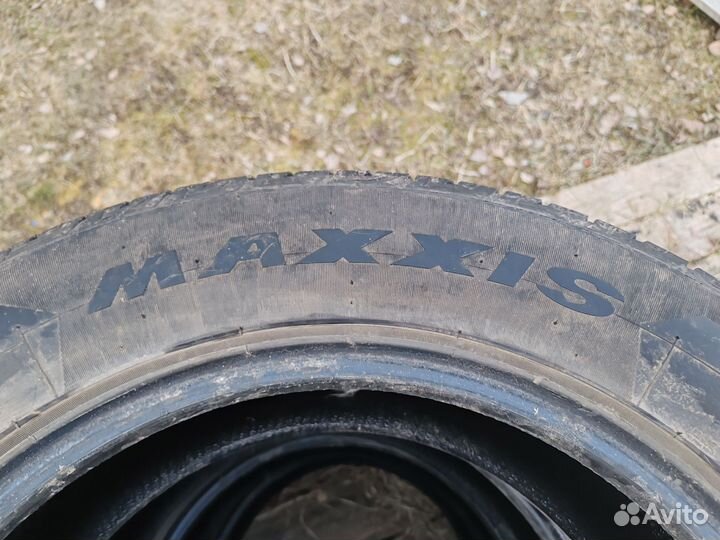 Maxxis MA-Z4S Victra 245/60 R18