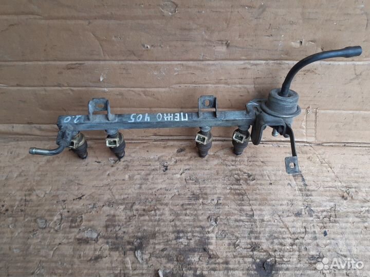 Форсунка топливная Пежо 405