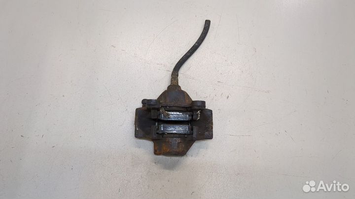 Суппорт правый задний Mercedes 124