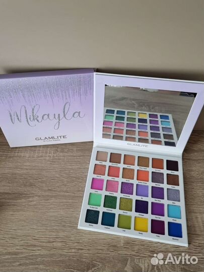 Палетка glamlite mikayla