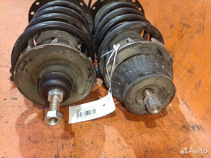 Амортизатор передний Honda Freed GB3