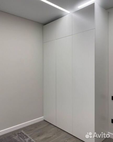 Шкаф белый без ручек