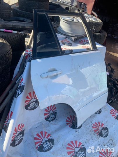 Дверь задняя правая Suzuki Grand Vitara