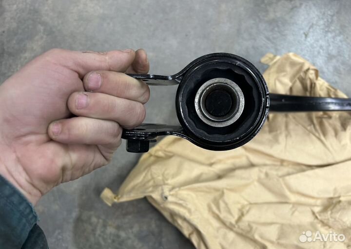 Рычаг подвески левый конус 22мм на Ford focus