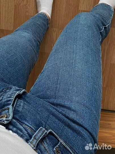 Джинсы