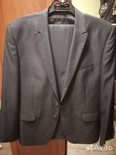 Брючный костюм