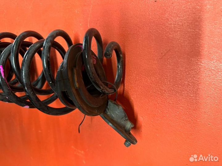 Пружина задняя Honda Fit GR3 LEB 2020 Пробег 18900