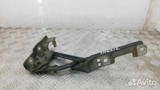 Петля капота opel astra GTC (7MA13D502)