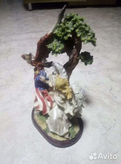 Статуэтка керамическая