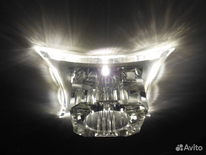 Светильники точечные встраиваемые G9