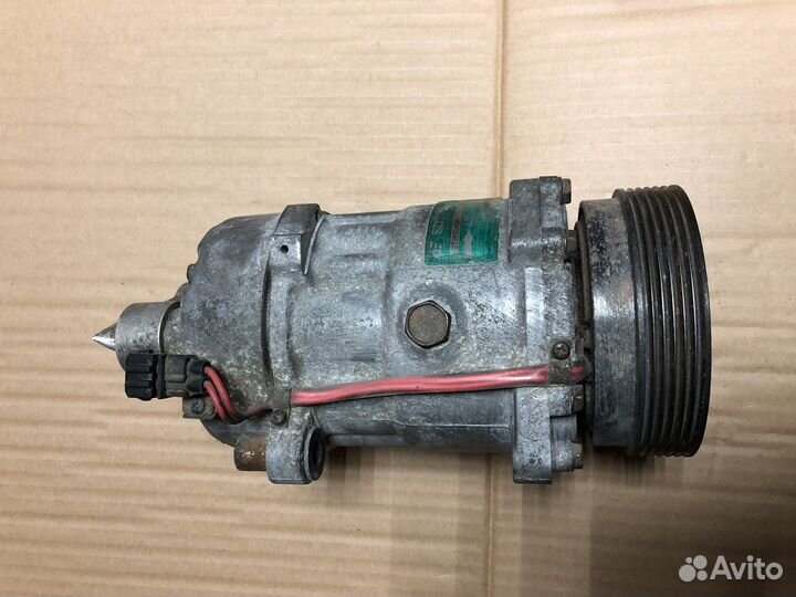 Компрессор кондиционера Фольксваген Шаран 1