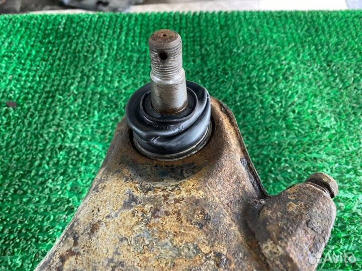 Рычаг лев. перед. Toyota Land cruiser, Lx470