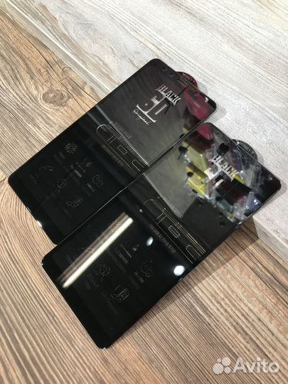 Защитное стекло Samsung a7 2018