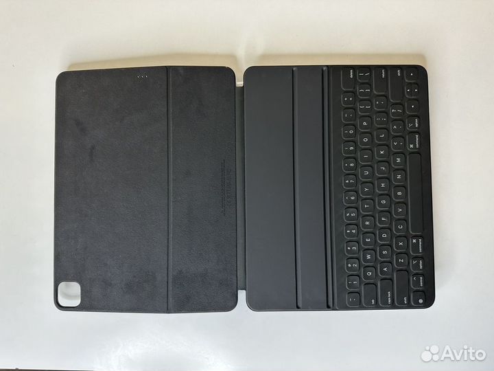 Клавиатура SMART keyboard folio iPad pro 12,9