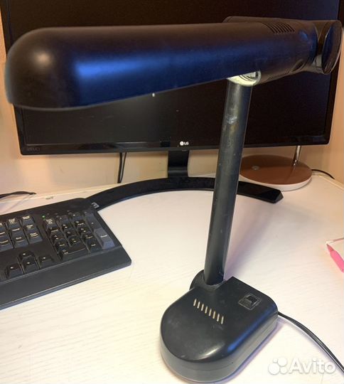 Лампа настольная