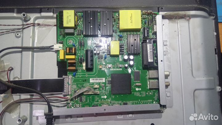 Телевизор Dexp U55e7000m на запчасти