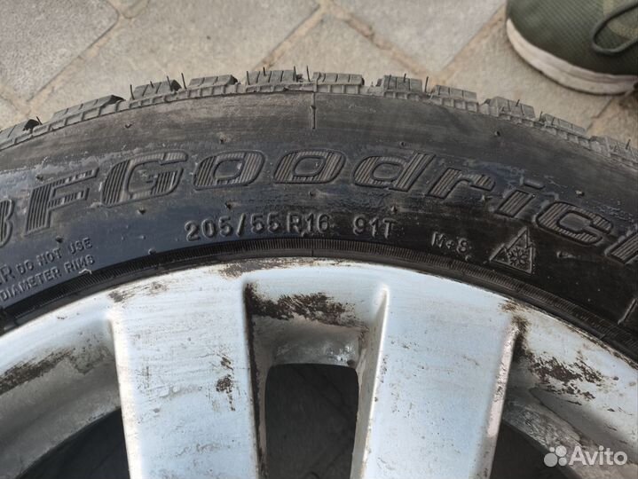 Комплект колес(зима) на Kia(Hyundai) 205/55R16