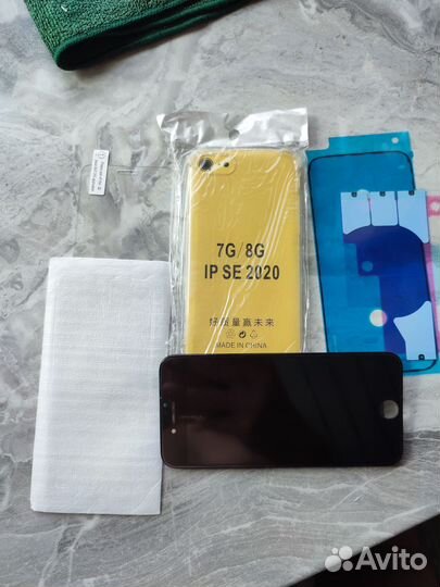 Дисплей iPhone se 2020