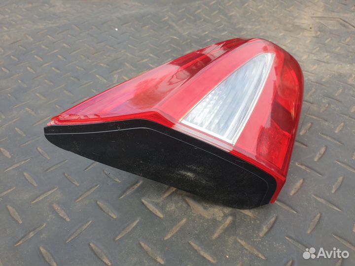 Фонарь задний левый внутр Kia Ceed 2 JD Сиид хэтчб
