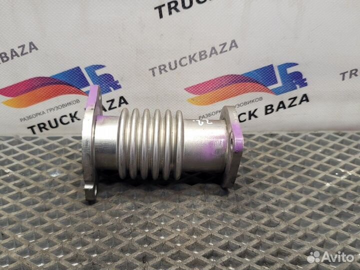 51081530187 Трубка картерных газов