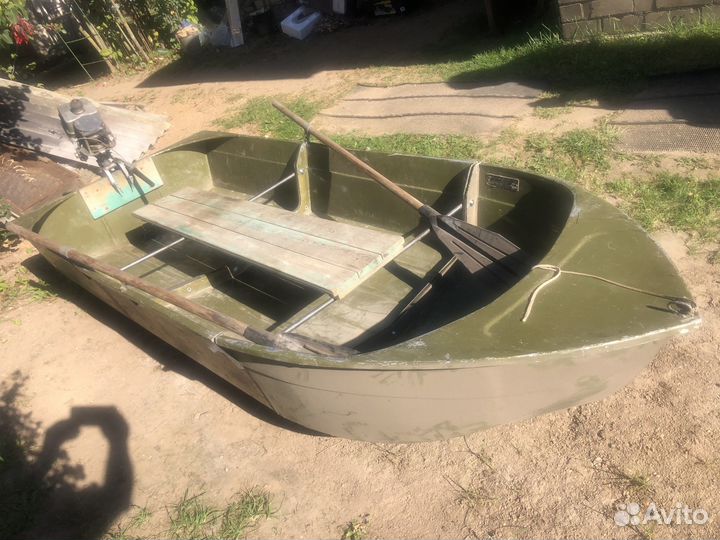 Лодка Малютка-2