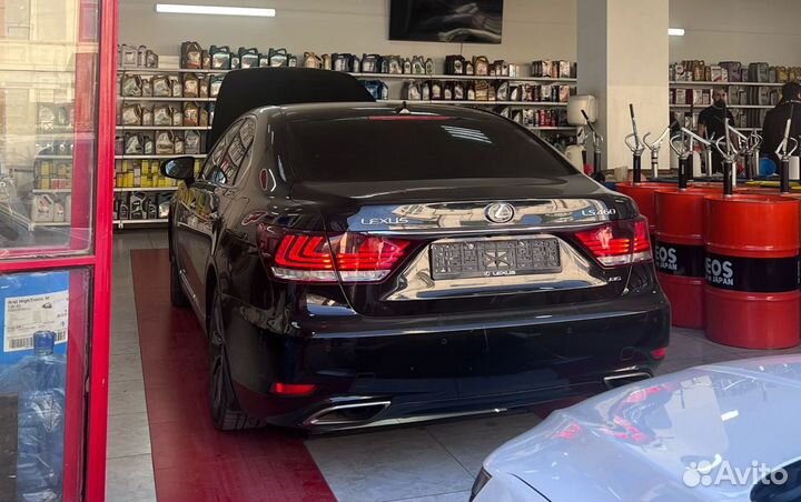 Lexus LS 4.6 AT, 2012, 270 000 км