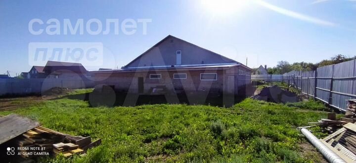 Дом 570 м² на участке 1,5 га