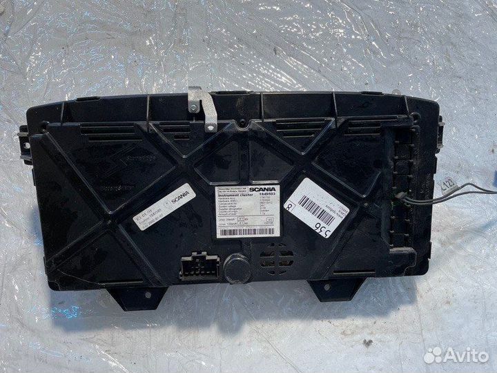 Панель приборов Scania
