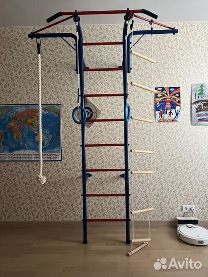 Детская спортивная стенка