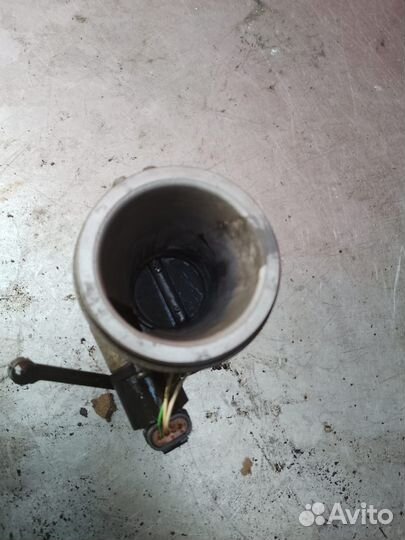 Дросельная заслонка k7m Renault Sandero