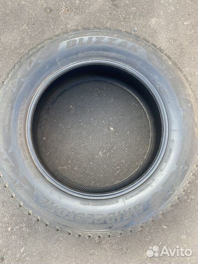 Bridgestone Blizzak DM-V2 235/65 R18