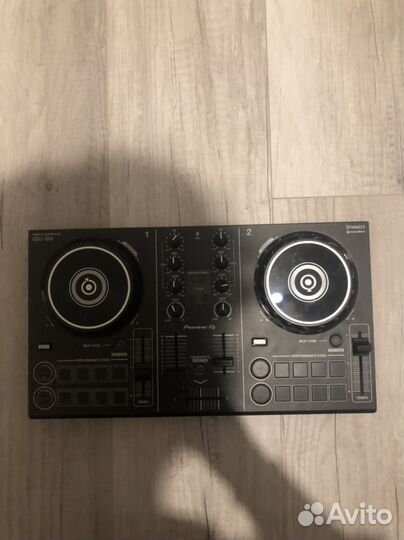 Dj контролер pioner ddj-200