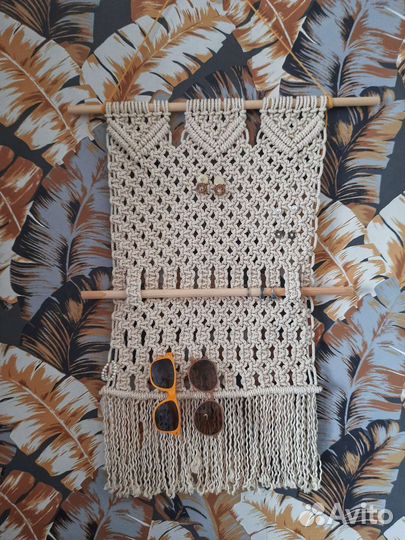 Макраме пано с местами хранения для аксессуаров