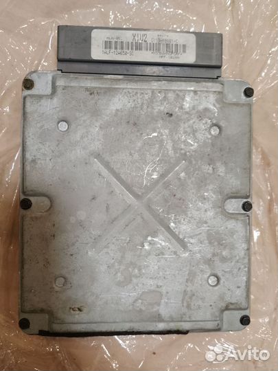 Блок управления двигателем Mazda mpv 2.5 gy