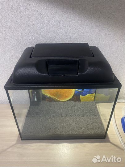 Аквариум 35 литров с полным комплектом